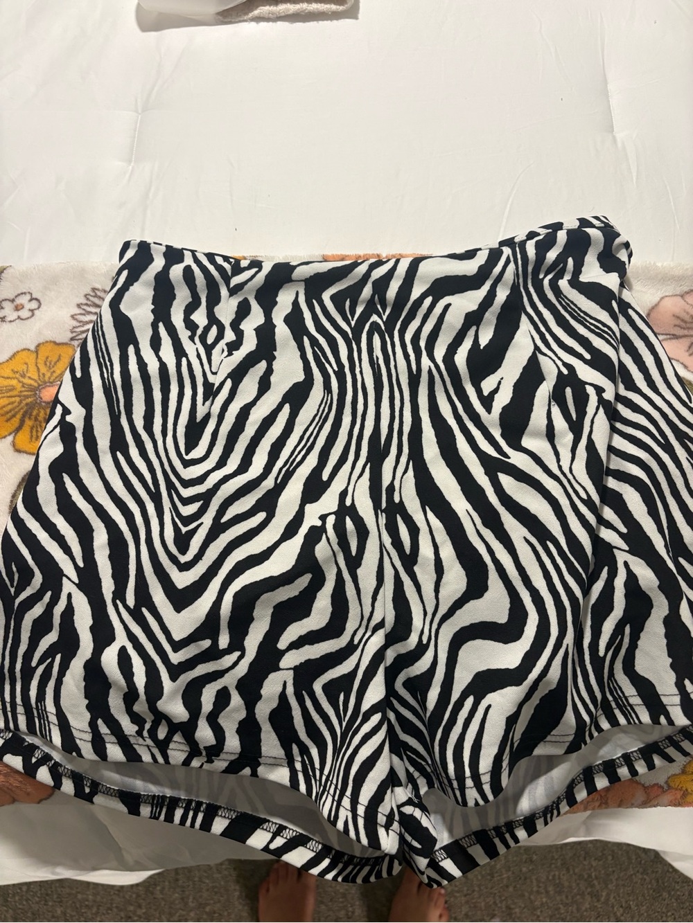 High-Waist Zebra Print Shorts - Black & White - Picture 1 of 2